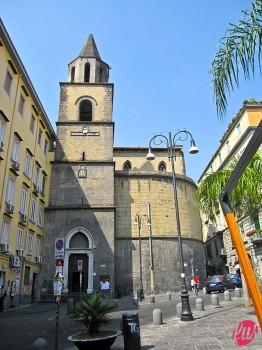 Napoli_-_Chiesa_di_San_Pietro_a_Maiella