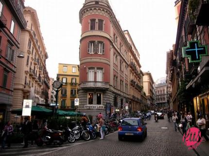 napoli chiaia