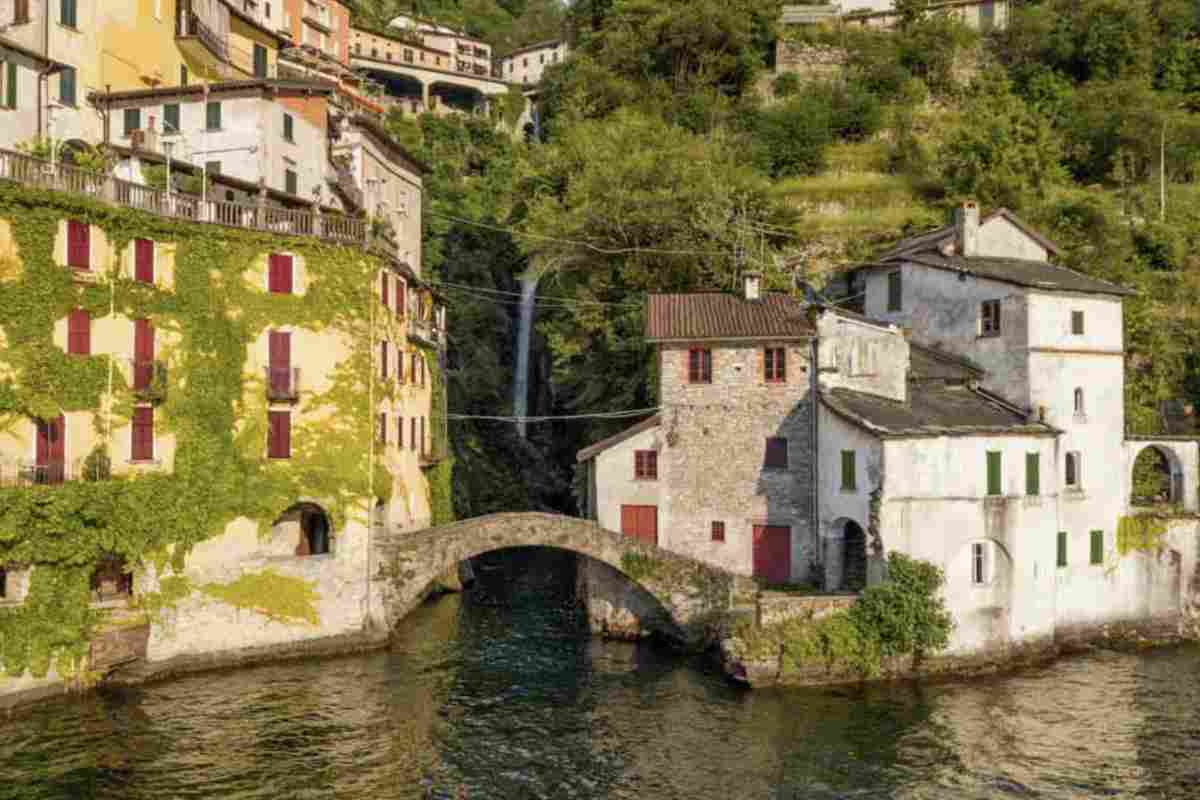 Borgovecchio è definito da molti un borgo “fantasma” non per una reale abbandono, ma perché è visitabile solo in occasioni speciali