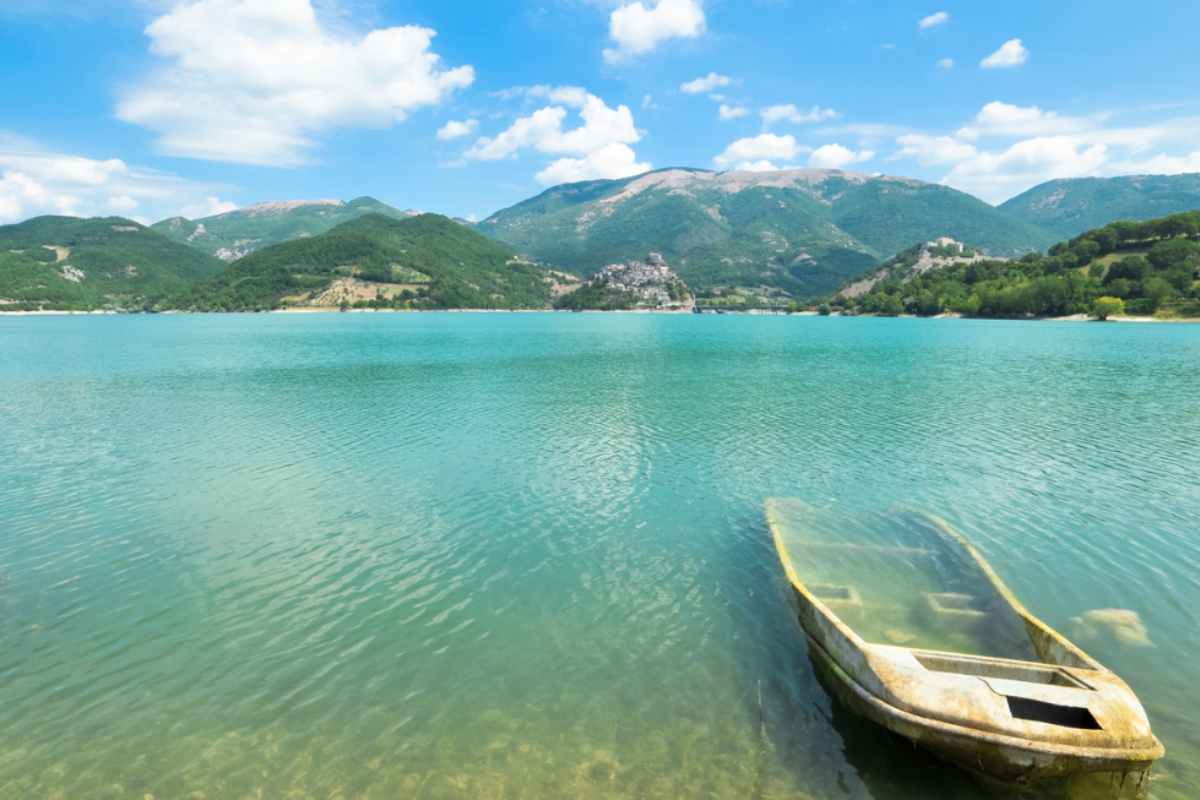 Lago del Turano