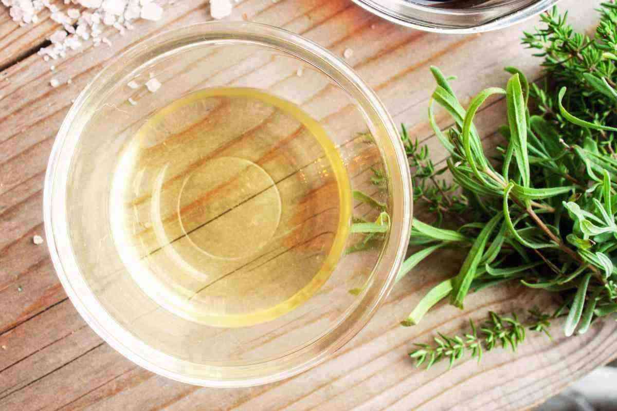 Capi ingialliti? Il trucco che li salva e li fa tornare come nuovi