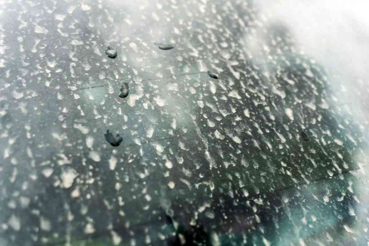 vetri sporchi scopri il trucco della nonna