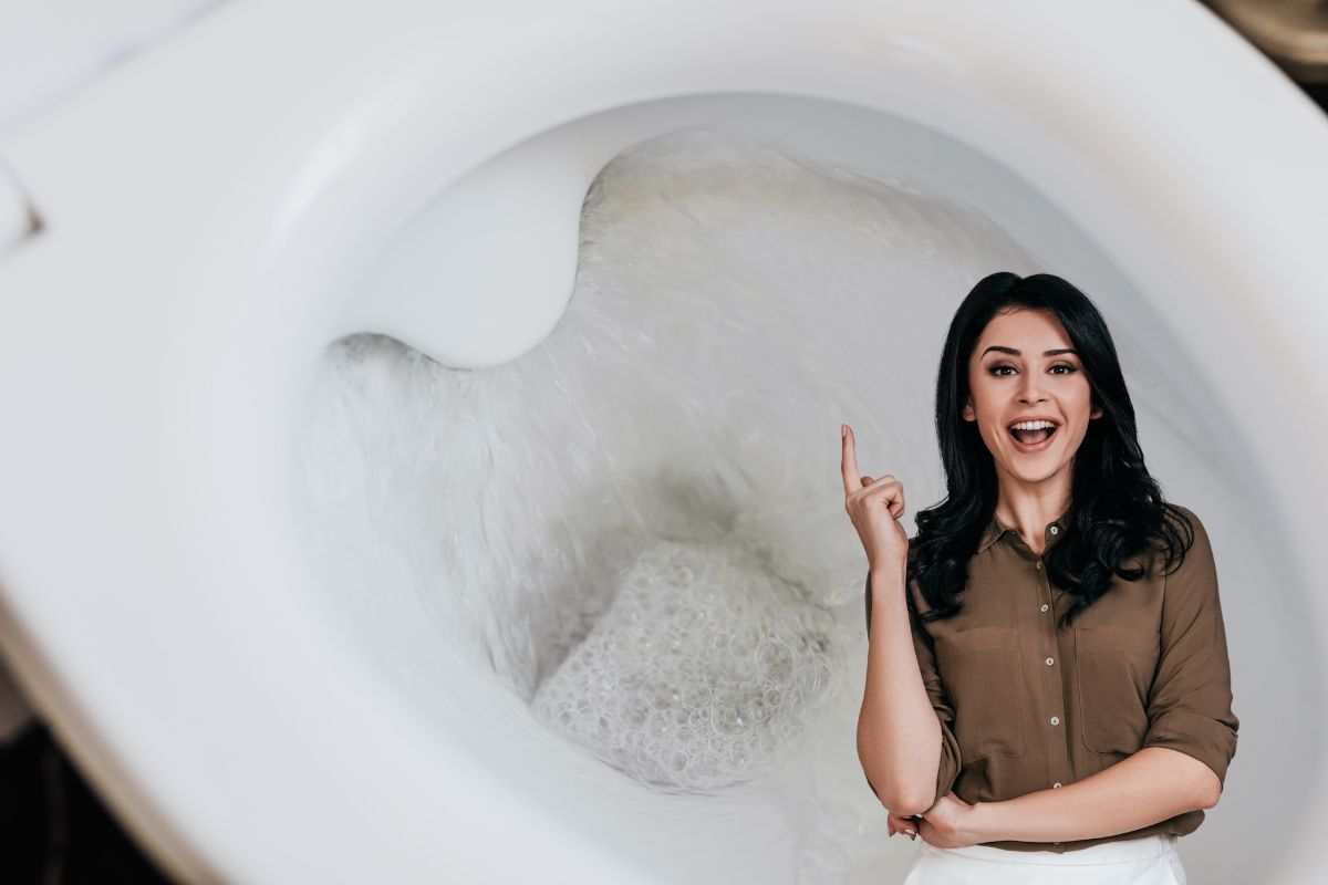 metti l'aceto nel water ti fa risparmiare